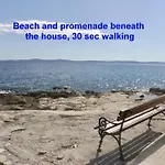 Апартаменты Beachfront Milan, With Balcony