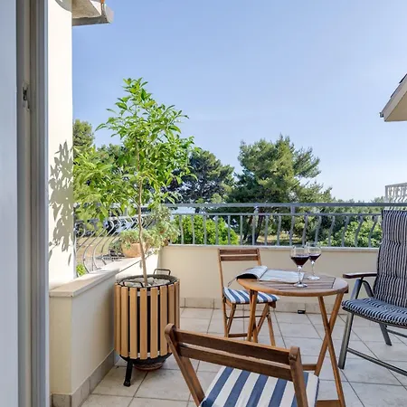 Appartement Beachfront Milan, With Balcony Split