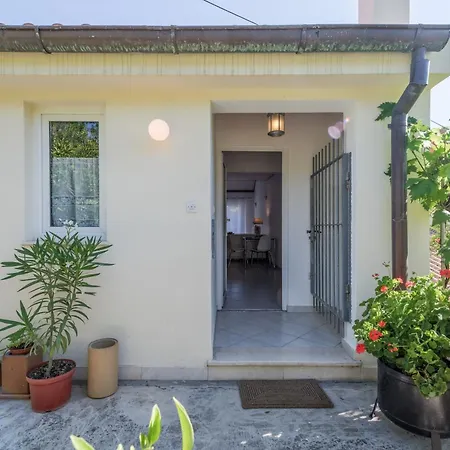 Beachfront Milan, With Balcony * Spalato