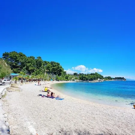 Beachfront Milan, With Balcony