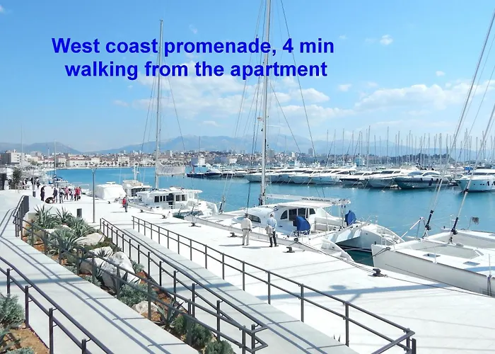 Beachfront Milan, With Balcony * スプリト